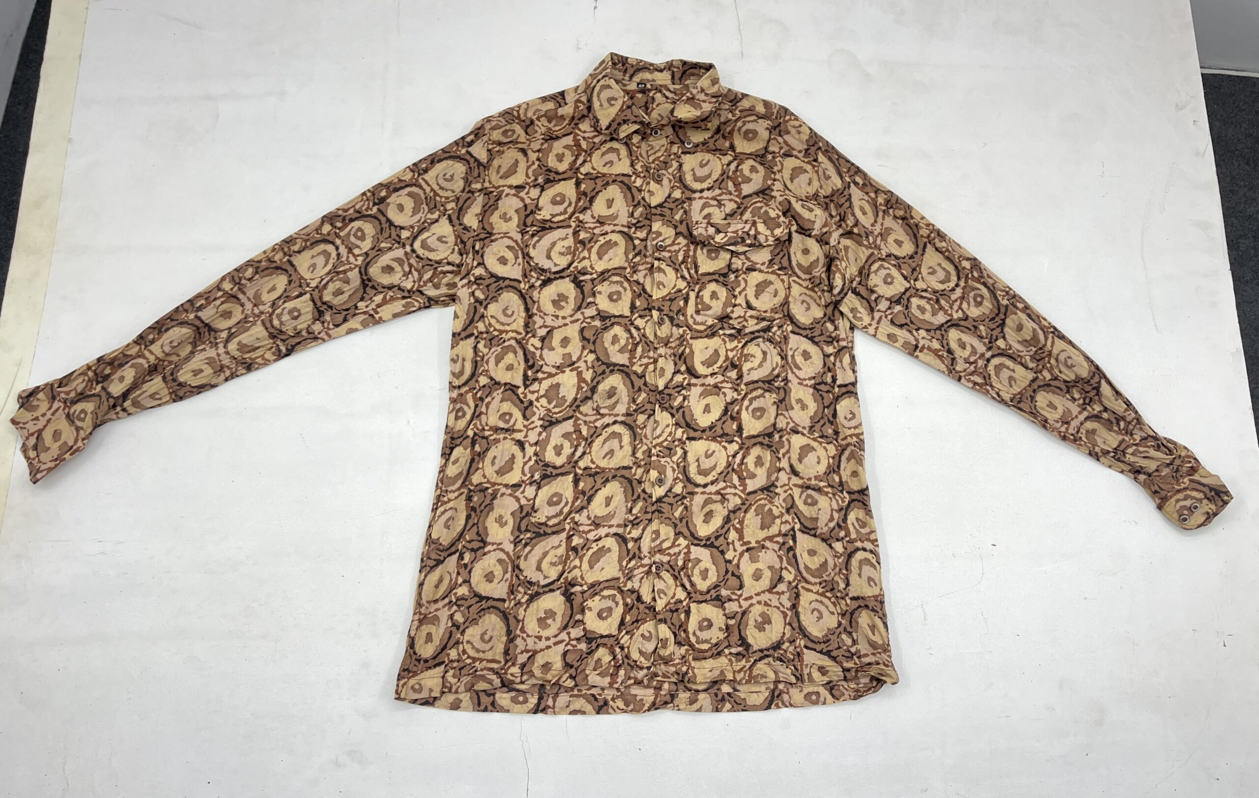 Brown Abstract Print Casual Shirt - Image 3