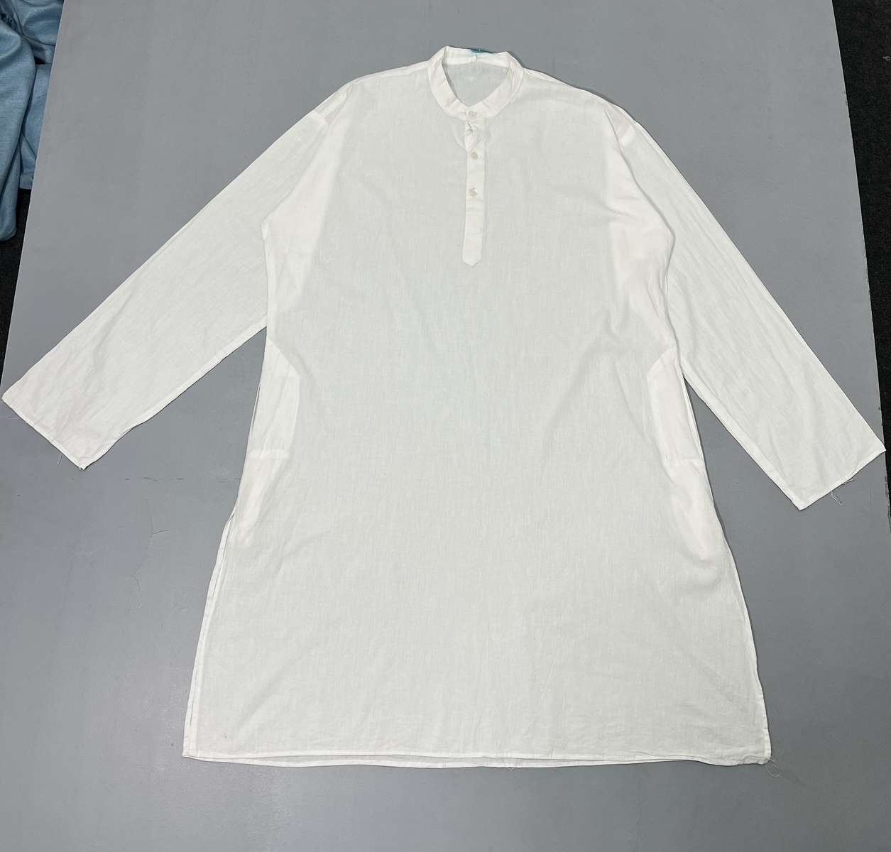 White Classic Kurta - Image 4