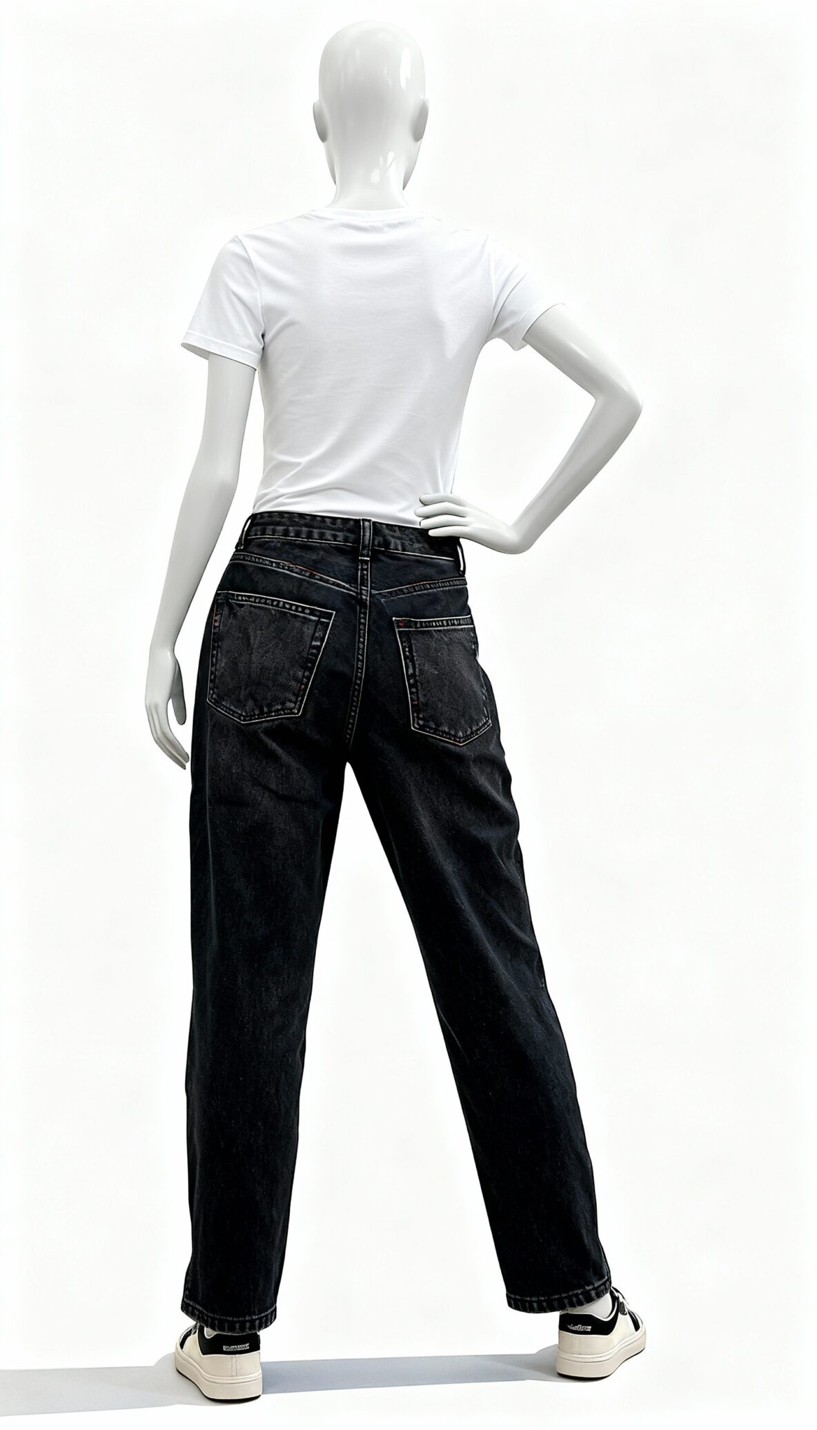 Men's Black Washed Relaxed Fit Denim Jeans