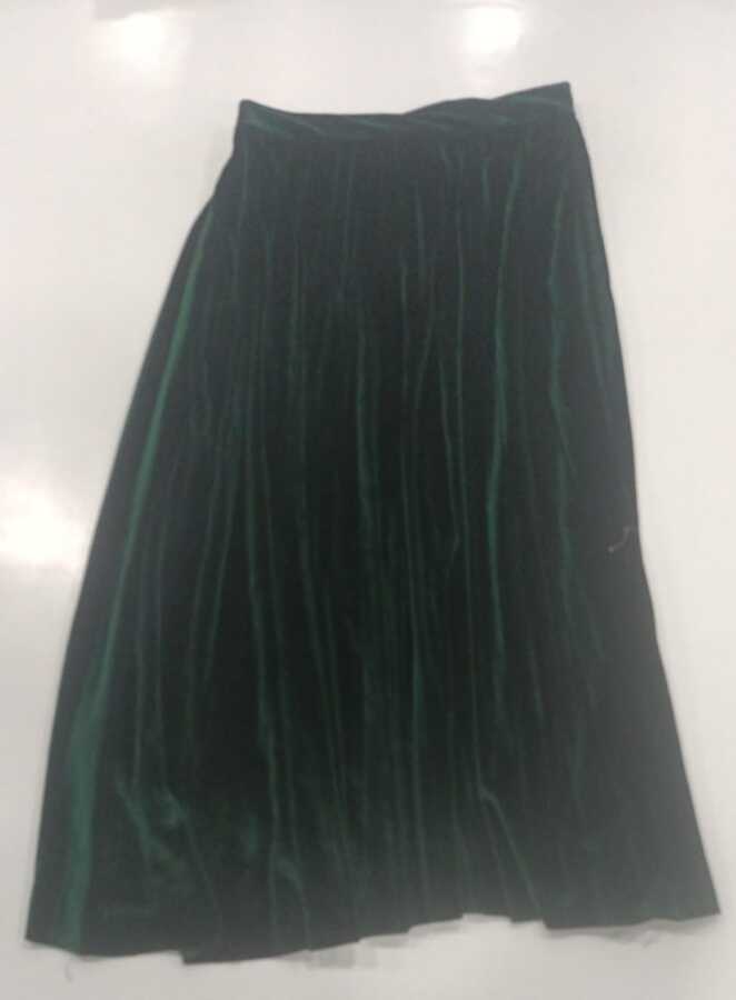 Dark Green Velvet Pleated Skirt - Image 4