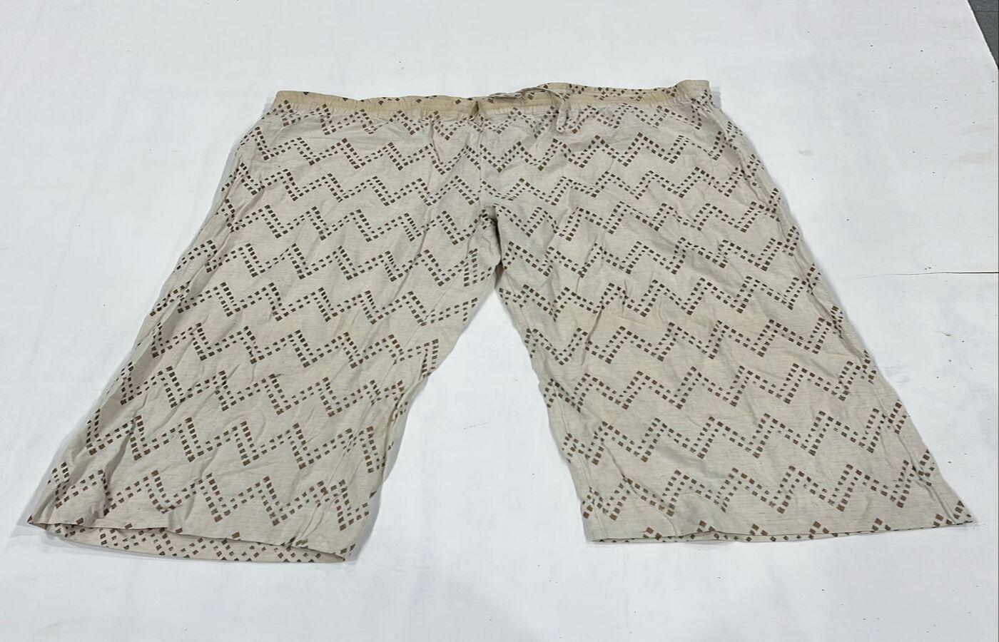 Beige zigzag lounge palazzo - Image 5