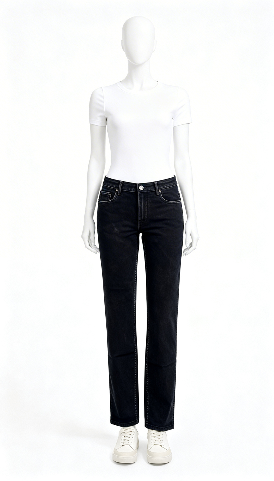 Women  Solid Black Tailored Fit jeans