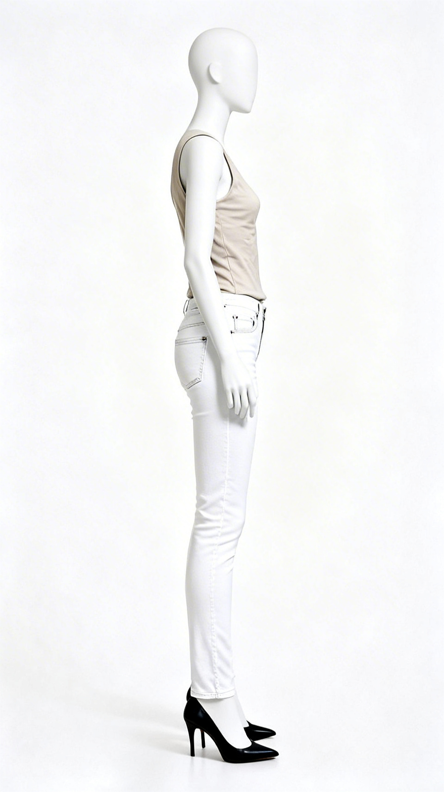 Sleeveless Solid Scoop-Neck Top - Image 3