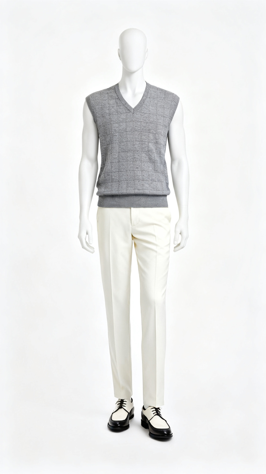 Men Sleeveless Textured V-Neck Sweater